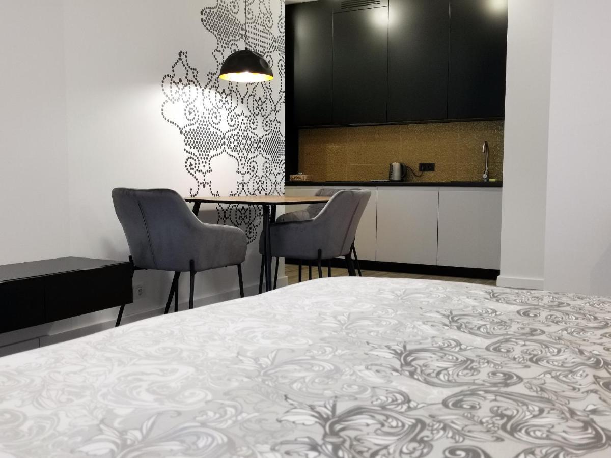 Come&Stay Apartments Wola وارسو المظهر الخارجي الصورة